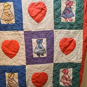 Source Unknown vintage  sunbonnet/Heart Quilt  38 x 56